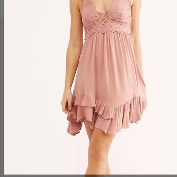 Free People Adella Slip dress in Rose NWT - Picture 4 of 8